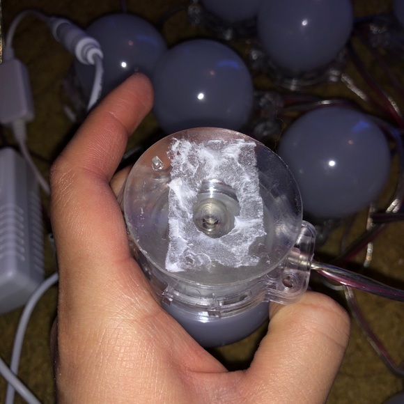 Vanity Bulb Lights - Picture 4 of 11